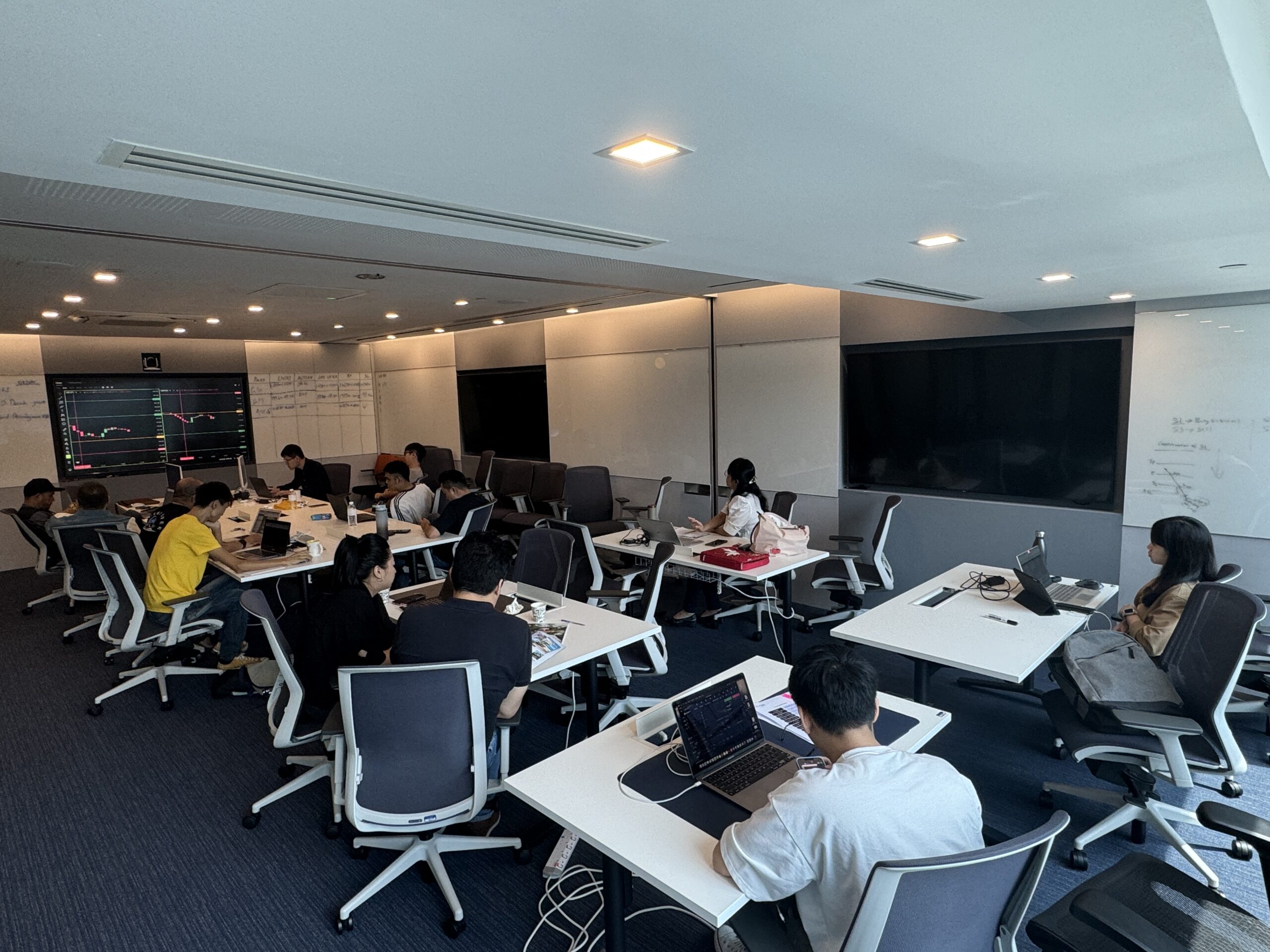 B2A0B521-848C-434F-A6B4-6BD743111E61