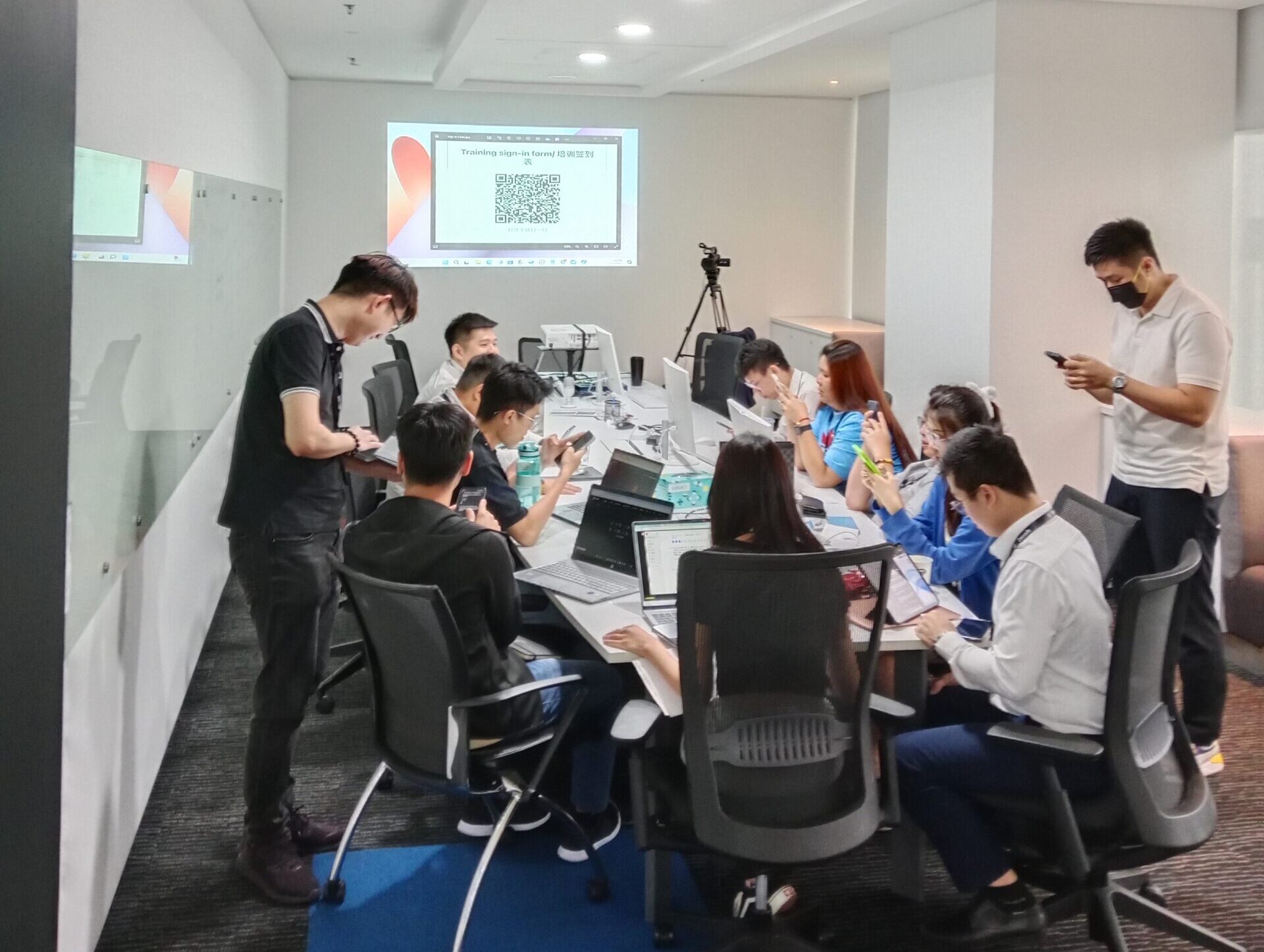 filter: 0; fileterIntensity: 0.0; filterMask: 0; captureOrientation: null;brp_mask:0;brp_del_th:null;brp_del_sen:null;delta:null;module: photo;hw-remosaic: false;touch: (-1.0, -1.0);sceneMode: 2;cct_value: 0;AI_Scene: (-1, -1);aec_lux: 0.0;aec_lux_index: 0;albedo:  ;confidence:  ;motionLevel: -1;weatherinfo: null;temperature: 27;